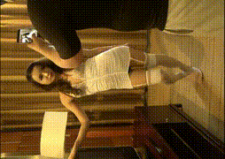 捆绑 炮架 肛塞小白尾巴~~小皮鞭