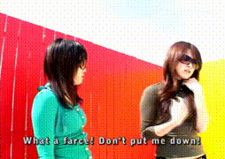 姐妹两户外实践自拍