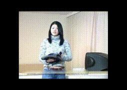 华裔女孩偷穿丝袜