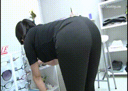 日韩打屁股女贝实践